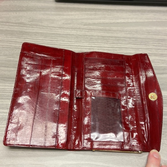 Vintage Genuine Eel Skin Kiss Lock Wallet - Picture 10 of 16